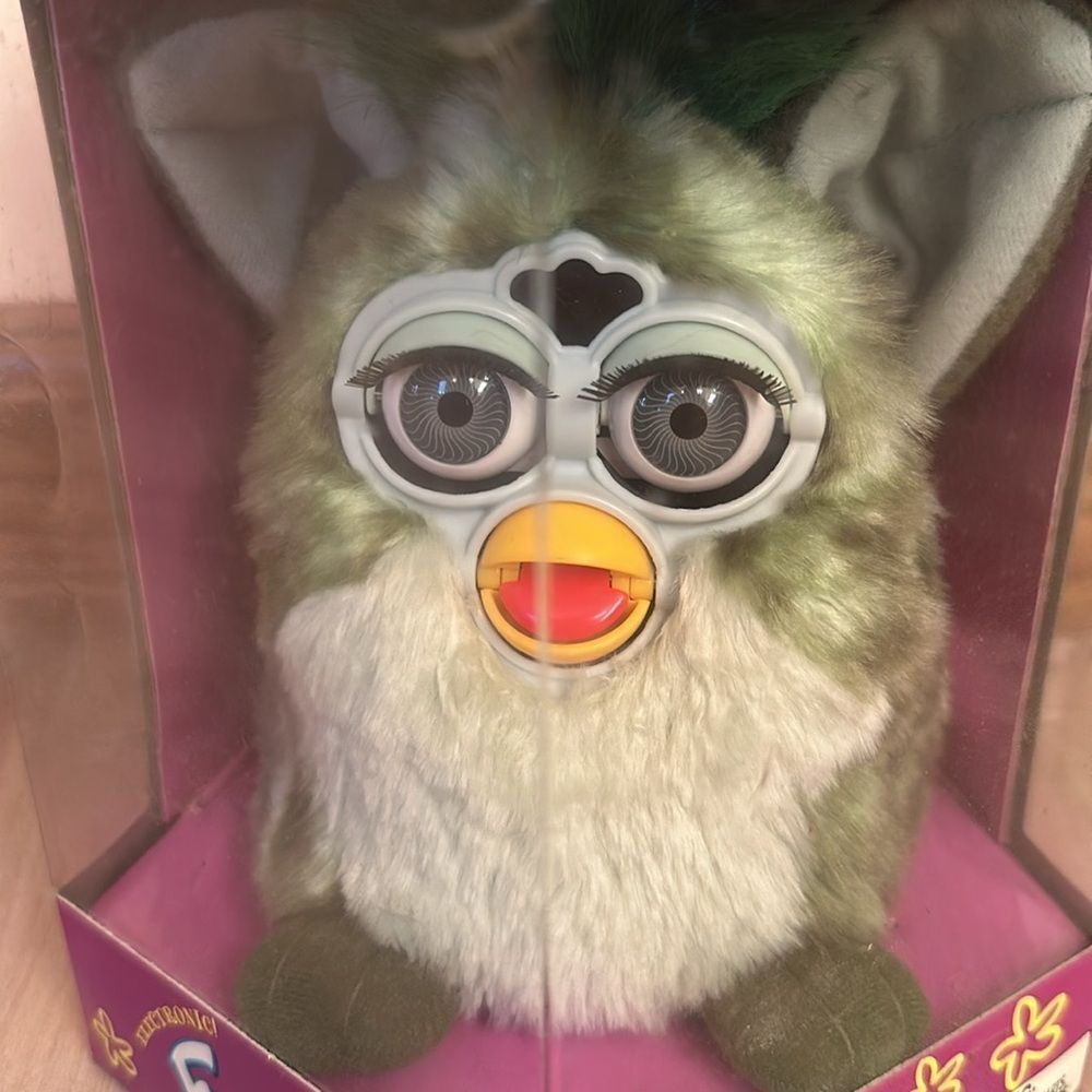 Tiger Electronics Furby Electronic Toy Green Vintage 1999‎ Model 70-800 VINTAGE